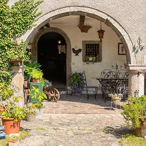 A Casa Di Gianni E Mari Vestone